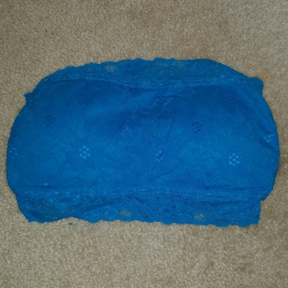 Size S Lacy Bandeau lei